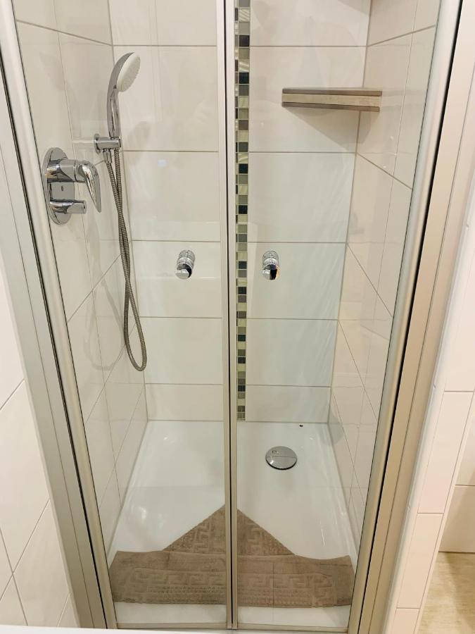 Duhnentraum Bestlage Am Sandstrand, Balkon,Meerblick, Parkplatz, Aufzug, Wlan, Bettwaesche,Handtuecher,Netflix Uvm Куксгафен Екстер'єр фото